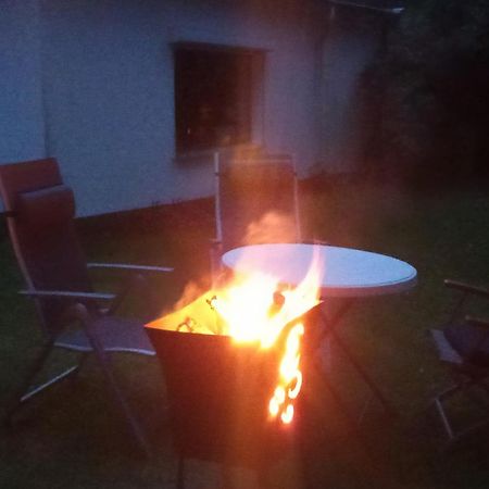 Ferienwohnung Endora Im Harzer Stil, Handgefertigte Moebel - Wlan-Garage Hohegeiß 外观 照片